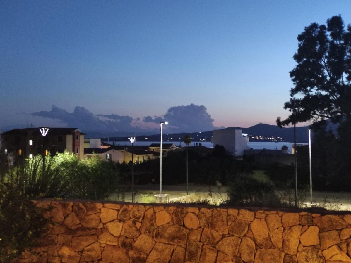 Residence Cala Moresca 15 Golfo Aranci Eksteriør bilde